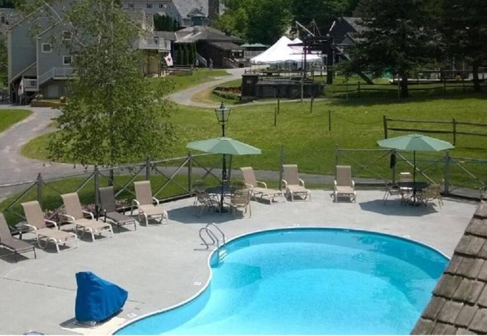 Deluxe Ski On Off 1Br Suite Sleeps 4 On Jiminy Mtn Hancock Luaran gambar