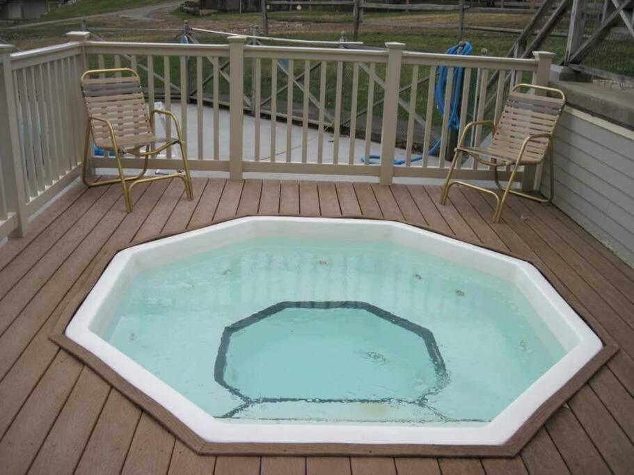 Deluxe Ski On Off 1Br Suite Sleeps 4 On Jiminy Mtn Hancock Luaran gambar